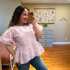 NWT Tuckernuck Merlette Purple Textured Jacquard Floral Puff Sleeve Top Blouse M